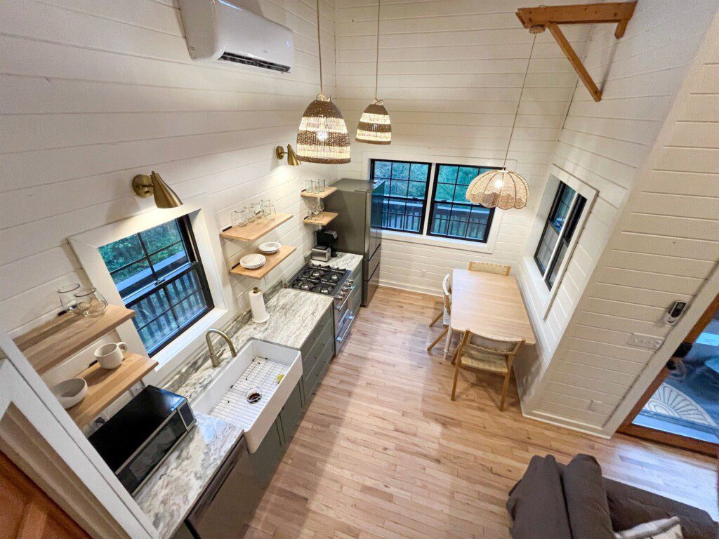 e109868ab7c54980bd3e3985fa19eb6f LargeOriginal scaled