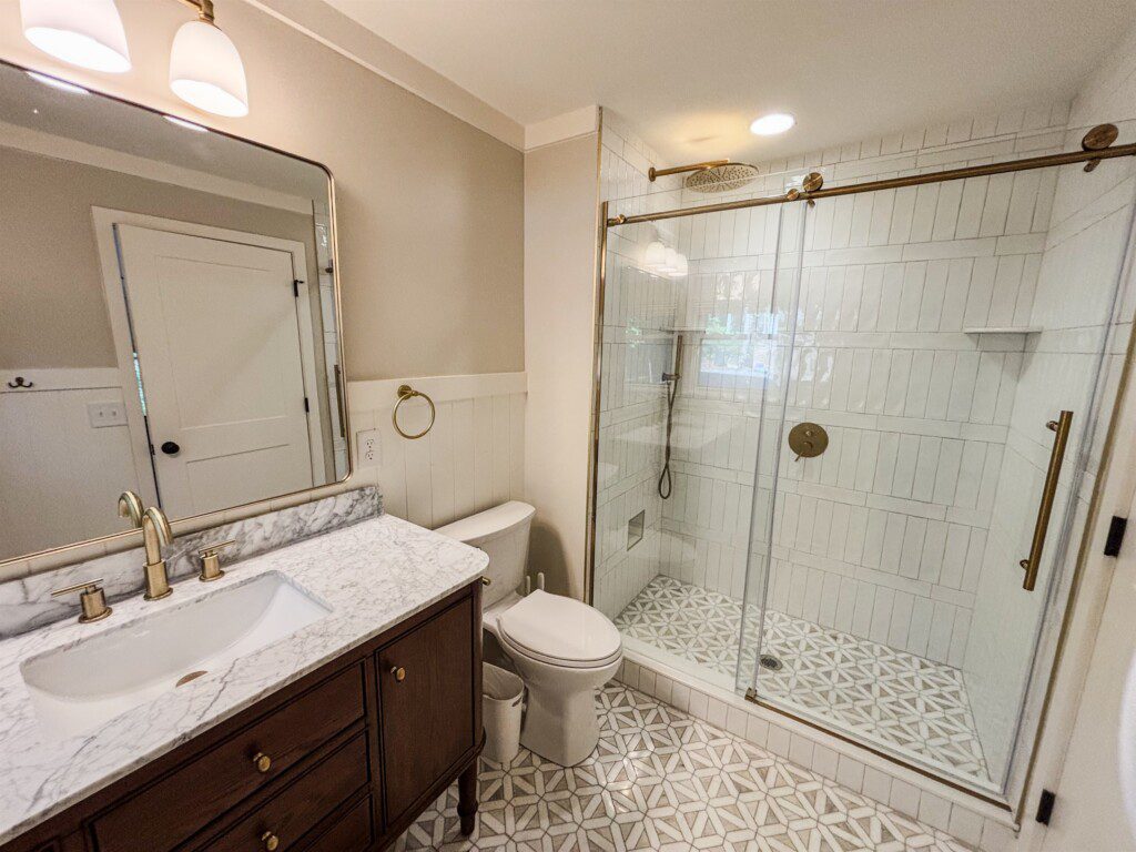 dba1545e3ab2449ab57886e9f2e87082 LargeOriginal.jpg